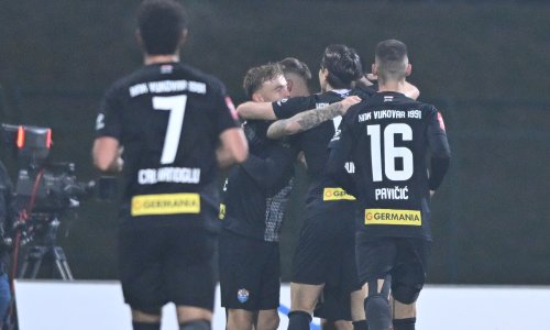 Vukovar protiv Gorice igrao u posebnim dresovima: Pogledajte ih