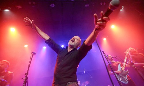 Mile Kekin održao koncert u Zaboku: Iz prvih redova ga zaljubljeno pratila Ivana Kekin