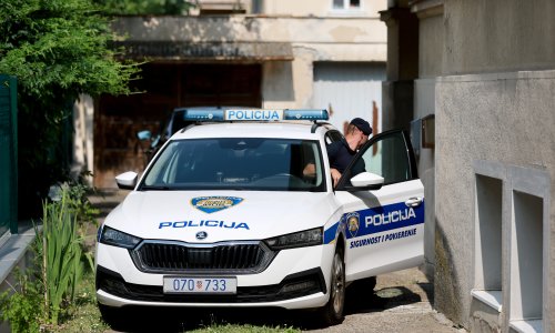 U centru Osijeka provalio u firmu i ukrao preko 20 tisuća eura, policija ga još traži