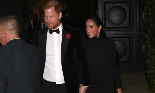 Meghan Markle ukrala je show: Neobična haljina sve je bacila u drugi plan