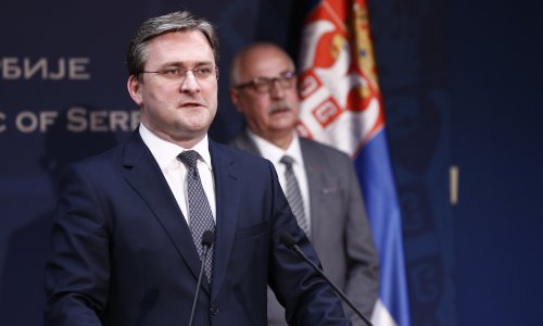 Srbijansko ministarstvo o odgodi izložbe 'Srpkinja': Nemilice se progoni sve srpsko