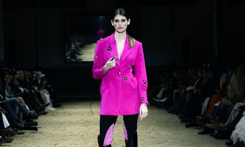 Kaputi i sakoi kao stvoreni za sezonu čizama: Lokomotiva by Lana Puljić predstavila hitove za zimu