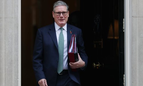 Šuška se da britanskom premijeru prijeti smjena, napokon se oglasio