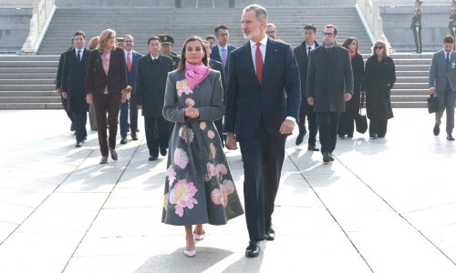 Kaput kraljice Letizije godinu dana je stajao u ormaru, a izvukkla ga je u ključnom trenutku