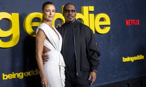 Eddie Murphy ponosno pozirao u društvu gotovo 20 godina mlađe supruge