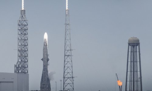 Nakon otkazivanja zbog oluje, uspješno lansirani NASA-ini sateliti za Mars