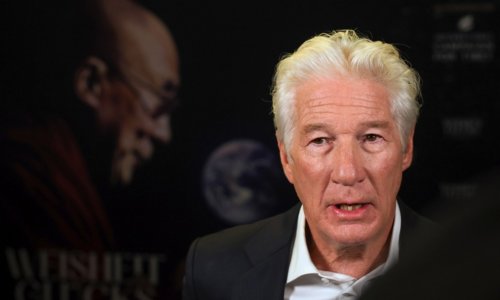 Richard Gere priznao da se zbog ovisnosti vraća u Ameriku