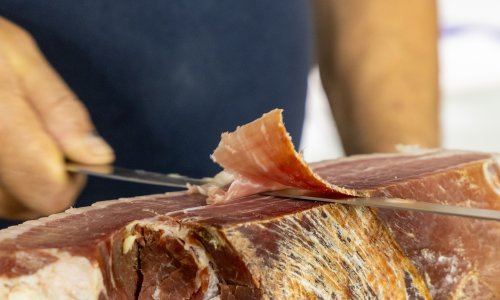 Iza užičkog i crnogorskog, ali ispred slovenskog: Na kojem je mjestu dalmatinski pršut?
