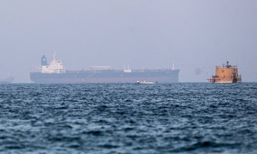 Tanker s ruskom naftom nije uspio istovariti robu u Venezueli i sad plovi prema Europi