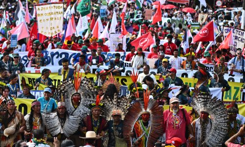 FOTO Veliki prosvjedni marš u Belemu: Deseci tisuća ljudi na ulicama