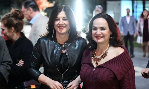 Sanju Musić Milanović baš nitko nije očekivao u ovakvoj jakni na premijeri