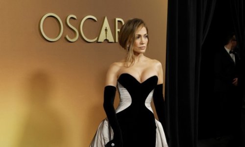 Poznate glumice otvorile sezonu dodjela nagrada: Pogledajte njihova glamurozna izdanja