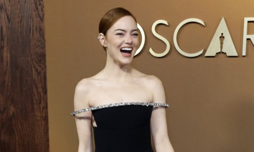 Mala crna haljina nikad nije izgledala ovako chic, a sve zbog jednog detalja