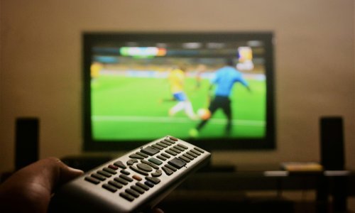 HAKOM: 'Zabilježen pad korištenja IPTV usluga, raste mobilni internet za kućanstvo'