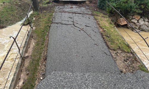 Snažne poplave na talijansko-slovenskoj granici: Blokirane ceste,  traga se za nestalima