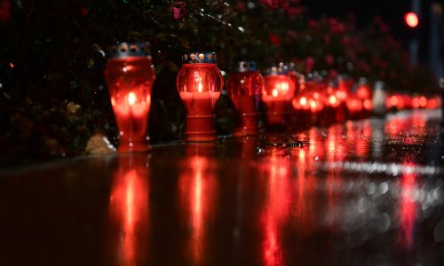 Diljem Hrvatske pale se svijeće u spomen na žrtve Vukovara i Škabrnje