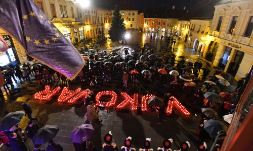 I na varaždinskom središnjem trgu svijetli ime Vukovara