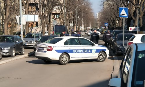 Filmska pljačka u Srbiji: Razbojnici presreli vozilo i oteli dva milijuna eura?!