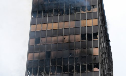 Jembrih: Ulazak u zgradu još nije siguran, pred vatrogascima odluka