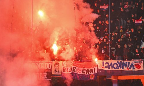 Novi napad na hrvatske navijače u Crnoj Gori; evo što se dogodilo nakon utakmice