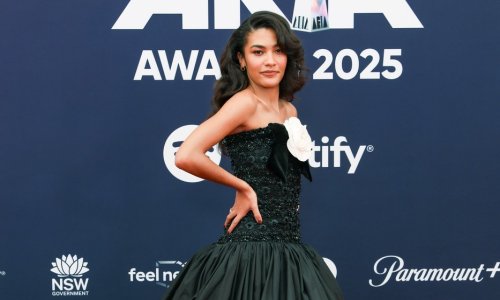 Olivia Dean senzacija je i na crvenom tepihu: U ovoj haljini sve je bacila u drugi plan