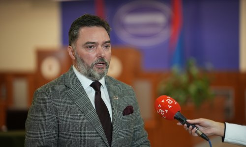 Ministar u BiH izvrijeđao visokog predstavnika Schmidta: Evo što mu je poručio