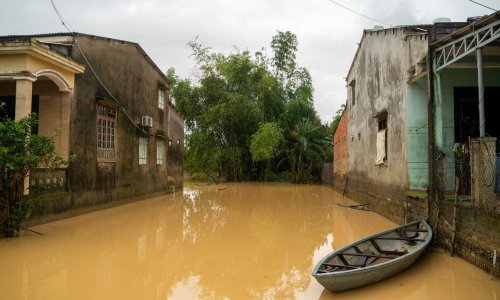 Užas u Vijetnamu: 41 osoba poginula u poplavama, obilne padaline ne posustaju