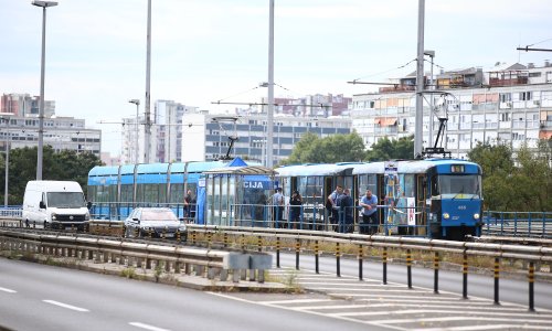 Zbog oštećenja mreže tramvaji 6, 7 i 8 voze izmijenjenim trasama