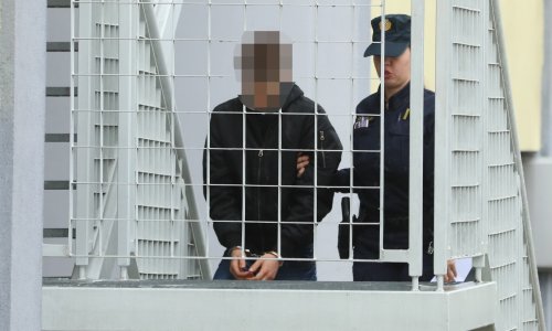 FOTO Mladić uhićen zbog požara u Vjesniku doveden na ispitivanje