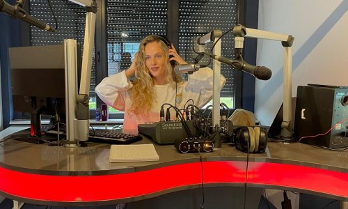 Nakon potpunog uništenja u požaru u Vjesnikovom neboderu, Laganini FM Zagreb ponovno u eteru