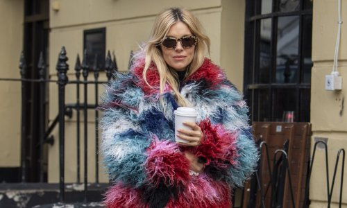 Kraljica boho chica opet je visoko podigla letvicu, a ovaj kaputić ćete ili prezirati ili obožavati