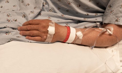 Slovenci se na referendumu izjašnjavaju o potpomognutom samoubojstvu