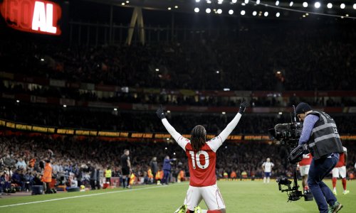 Arsenal gazi prema tituli; pogledajte kako je razbio velikog rivala