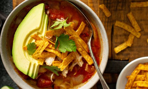 Juha koja vraća u život: Topla, ukusna i savršeno pikantna tjera hladnoću i prehladu