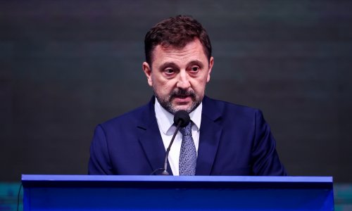 Preko noći zapaljen auto mostarskog gradonačelnika, zatražio je policijsku zaštitu