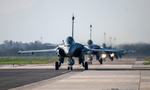 Stiglo upozorenje: Iduća dva dana moguće probijanje zvučnog zida