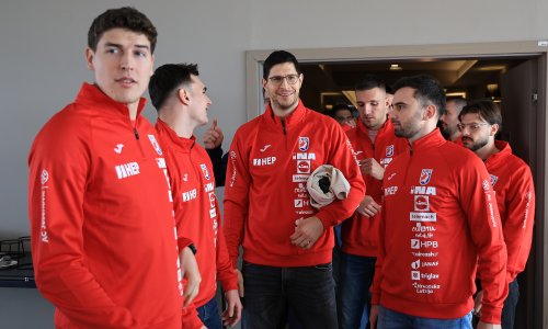 Grozne vijesti za Nenada Šoštarića, vjerojatno i za Dagura Sigurdssona