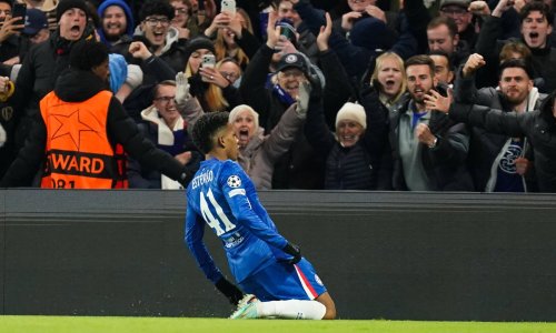 U demoliranju Barce svijet je sinoć upoznao novu senzaciju: 'Ti si istina, cijela istina i ništa osim istine'