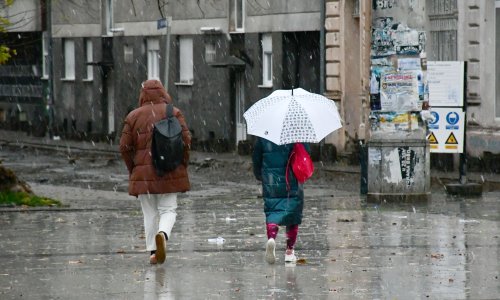 Za jednu regiju upaljen crveni meteoalarm, stiže i snijeg: Zatvorena dionica autoceste A1