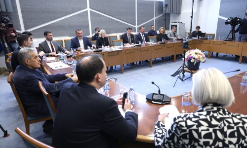 Počelo saslušanje kandidatkinje za čelnu poziciju Vrhovnog suda oko koje se dignulo puno prašine