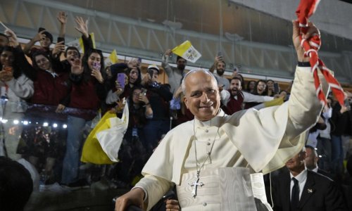 Papa u Bejrutu pozvao na novi pristup ratu: 'Slušajte krik naroda, traže mir'