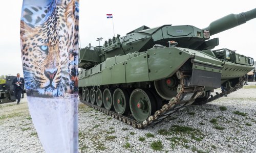 Hrvatska nabavlja protudronsku zaštitu, haubice i tenkove za dvije milijarde eura