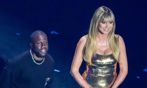 Heidi Klum i Kevin Hart zbog razlike u visini izazvali salve smijeha: Potpuni 'nesklad' na sceni