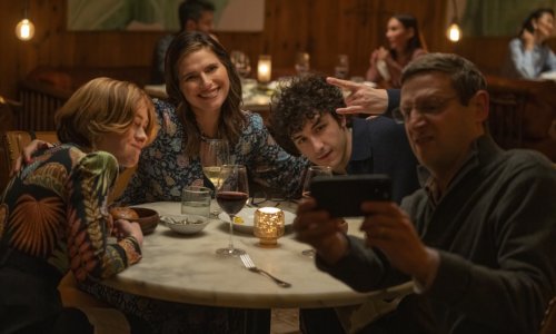 'Proizvođač stolca': Sjajna serija o dobrom čovjeku čiji život svake sekunde može postati katastrofa