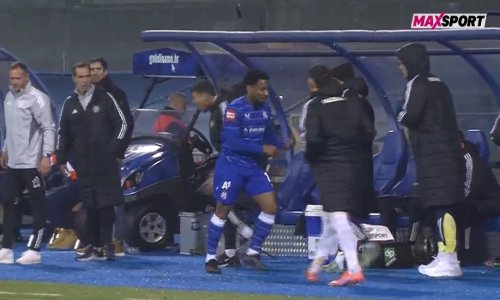 Pogledajte kako je Pierre-Gabriel ušao u 'klinč' s klupom Hajduka