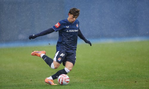 Noa Mikić napustio je derbi nakon sporne situacije: Evo kakvo je stanje s Dinamovim mladićem
