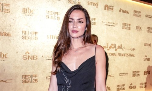 Ana de Armas oduševila izgledom, a kada se okrenula, ukrala je svu pozornost