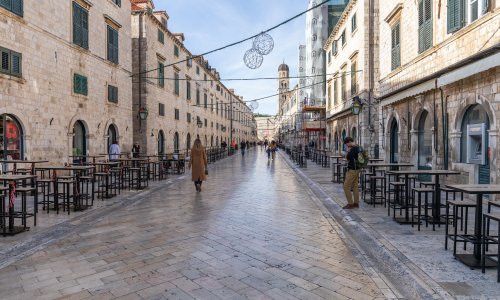 Pad brojki: U studenome manje turista i noćenja nego lani
