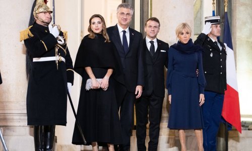Modni dvoboj s Plenkovićevom suprugom: Brigitte Macron ponovila svoju stilsku formulu