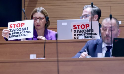 Oporba traži povlačenje građevinskih zakona: 'Vrag je donio prišu'